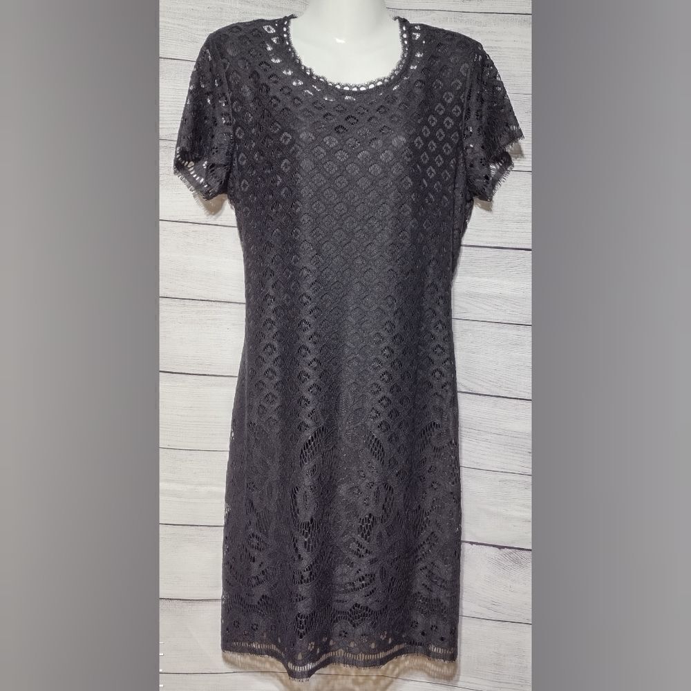 Isaac Mizrahi Black Lace Dress Sz S Stretchy Midi Knee Length Sexy